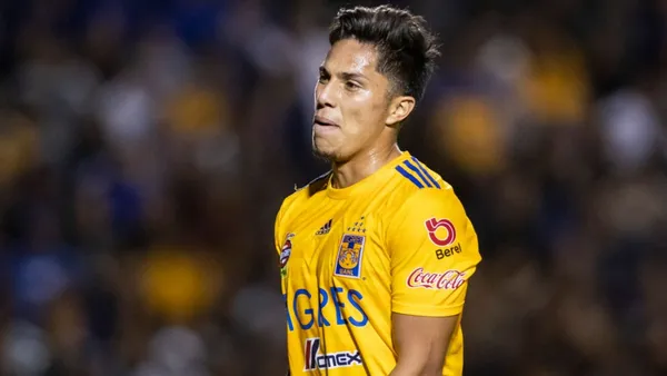 Carlos Salcedo aprovechó las redes sociales para agradecer a la afición de Tigres, aunque dejó abierta la idea de su salida, otro equipo ya lo seduce