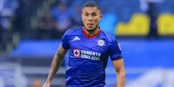 Carlos Salcedo cometió muchos errores en el duelo entre Cruz Azul y Atlanta United que le hizo merecedor a un nuevo apodo