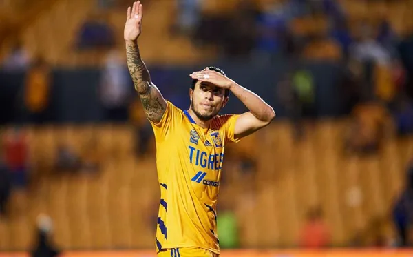 Carlos Salcedo se habría despedido de Tigres y uno de sus posibles destinos son los Bravos de Juárez, aunque también podría recular en América, club que busca un zaguero central.
