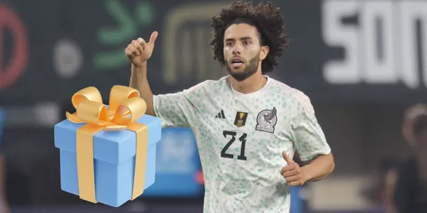 César Huerta fue la sensación en el duelo de México ante Australia y recibió un particular regalo