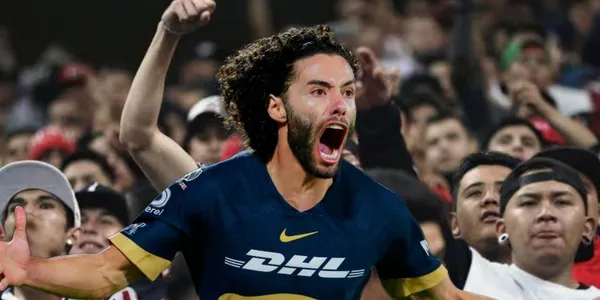 César Huerta salió por la puerta de atrás de Chivas debido a su bajo rendimiento futbolístico.