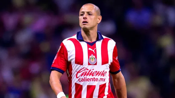 Chicharito Hernández en Chivas (Foto: MEXSPORT)