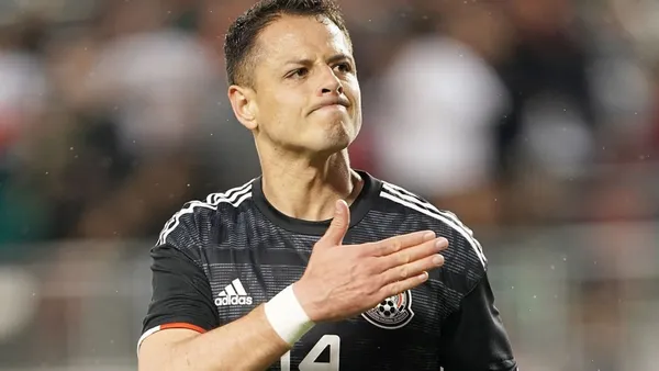 Chicharito Hernández tiene una pila de frases que le han caído simpáticas a la afición de la Selección Mexicana. Una de ellas la pronunció después de una victoria histórica de El Tri en una Copa del Mundo. Revive este gran momento del fútbol mexicano en uno de los certámenes más esquivos.