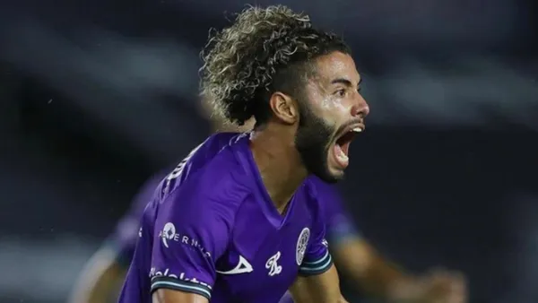 Chino Huerta | Foto: @cesarh_33