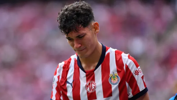Chiquete Orozco salió de Chivas y la defensa lo ha resentido | Foto: Mexsport