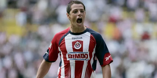 Chivas de Guadalajara deberá buscar un nuevo delantero y Chicharito es el nombre que piden los aficionados