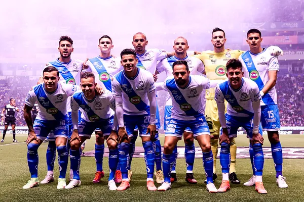 Chivas estaría muy pendiente del desempeño de Israel Reyes para sumarlo a sus filas, pero habría algunos impedimentos para realizar el traspaso.