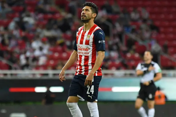 Chivas ha sufrido de falta de gol, y estas serían algunas soluciones si se invirtiera el salario de Oribe Peralta en otros delanteros.