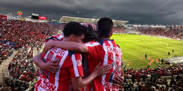 Chivas logró imponerse en el Estadio Sergio León Chávez ante Irapuato con un lleno total
