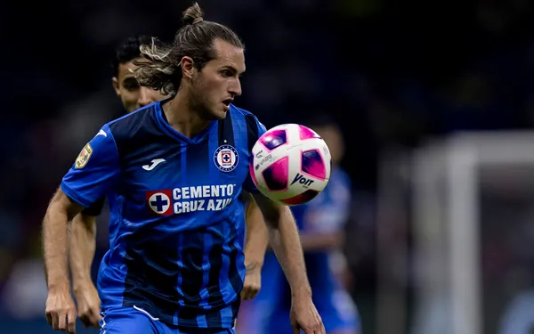 Chivas perdería la posibilidad de contratar a Santi Giménez de manera increíble con el Atlético de San Luis.