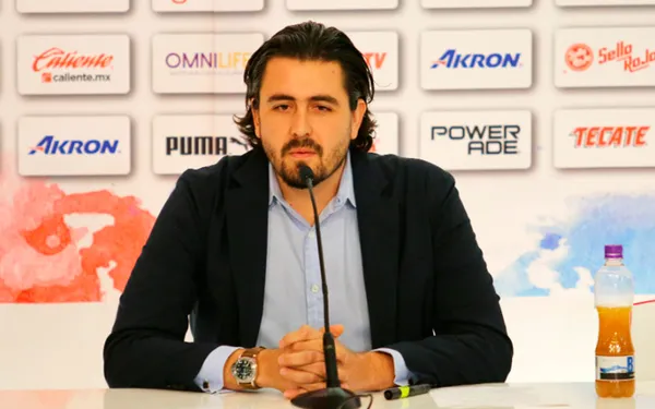 Chivas podría haber sumado a Marco Fabián, pero ahora el mediocampista jugará con otro equipo.