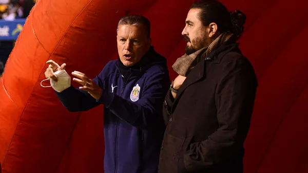 Chivas podría recibir una inversión interesante por parte de TV Azteca, y podría traer fichajes bomba.