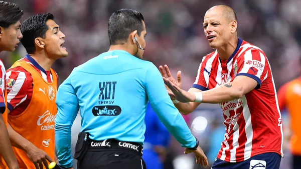 Chivas tuvo un penal a su favor que es dudoso | Foto: MexSport