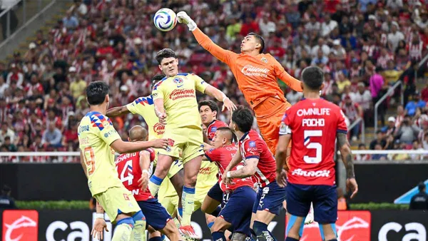 Chivas vs Club América (Foto: Fútbol Total)