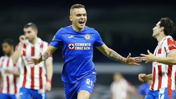 Chivas y Cruz Azul se enfrentan este fin de semana entrando en la recta final del torneo, y existe una marca nada agradable que Chivas querrá terminar.