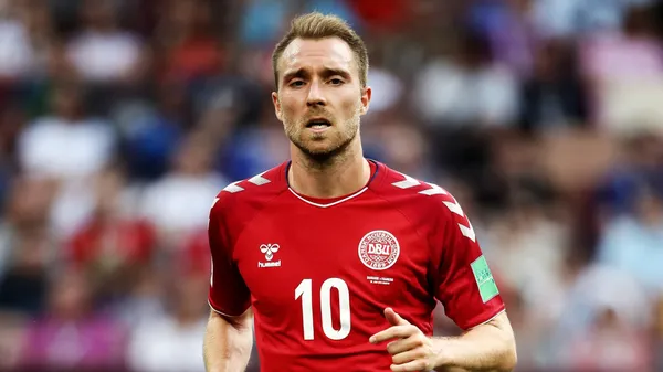 Christian Eriksen con la camiseta de Dinamarca (Foto: DAZN).