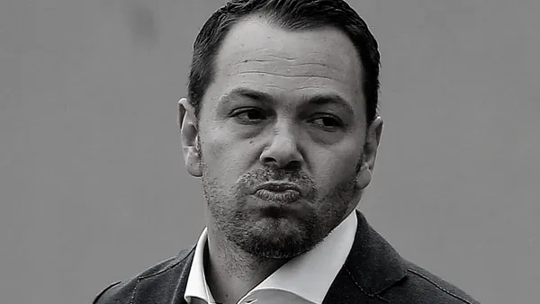 Claudia Carrión es la directora deportiva del América Femenil, conjunto que se está armando hasta los dientes, es por eso que los aficionados han pedido que sea el reemplazo de Baños.