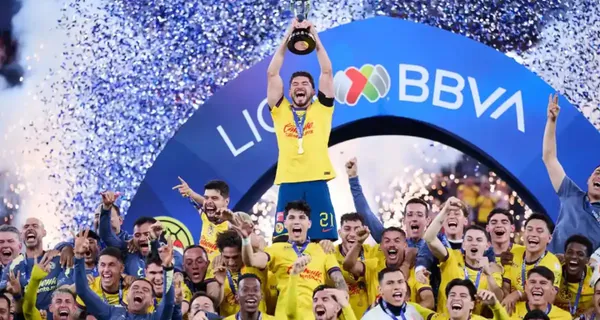 Club América celebra el título 16 en el estadio de Rayados (Fuente: Mexsports)