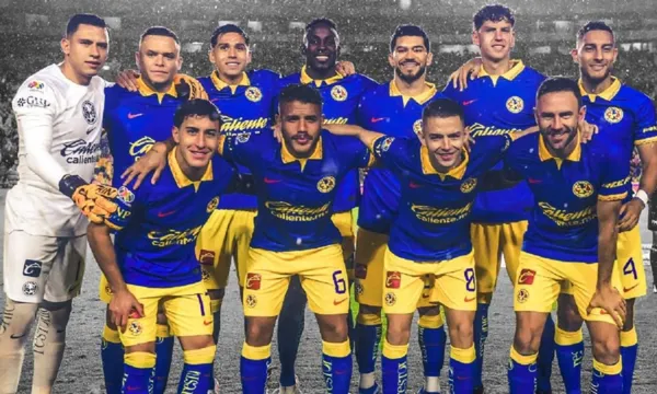 Club América posa para la prensa gráfica en un partido / Club América