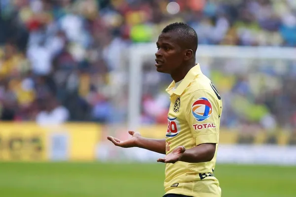 Con el grito homofóbico en el partido de México vs. Trinidad y Tobago, la Liga MX deberá tomar en consideración esta problemática para no tener que aplicar sanciones a los distintos equipos cuyas aficiones se plieguen a este tipo de acciones reprobables.