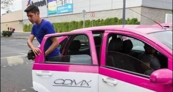 Conoce el camino de 'El Machín' para llegar de Tlalnepantla al West Ham United.