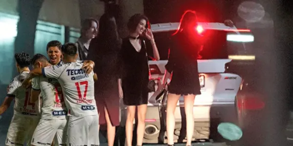 Conoce el jugador que metió mujeres al estadio de Tigres, lo vetaron, ahora firmaría con Rayados