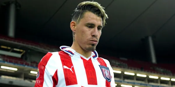 Conoce la pésima noticia que recibe Cristian Calderón tras ser separado de Chivas