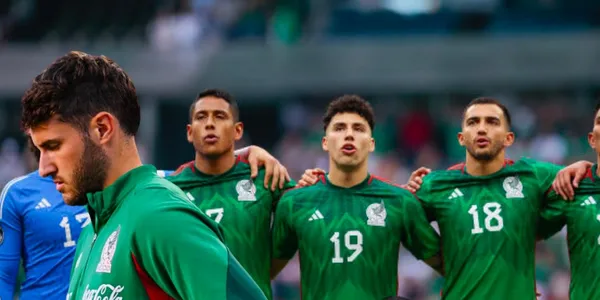 Conoce la razón por la que Santiago Giménez no ha terminado por brillar en la Selección Mexicana