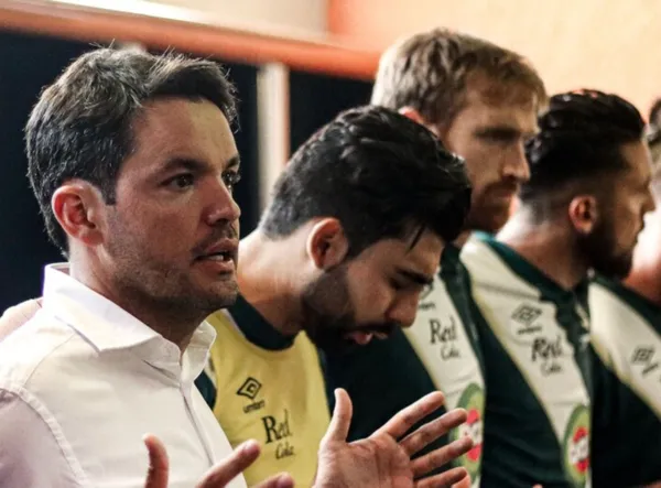 Conoce los jugadores que han tenido altercados con Nicolás Larcamón.