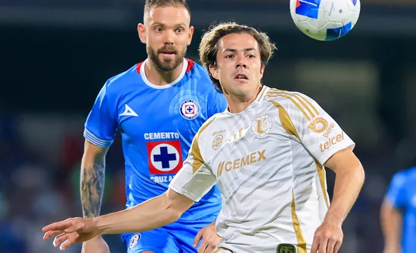 Córdova trata de dominar una pelota (Fuente: Mexsports)