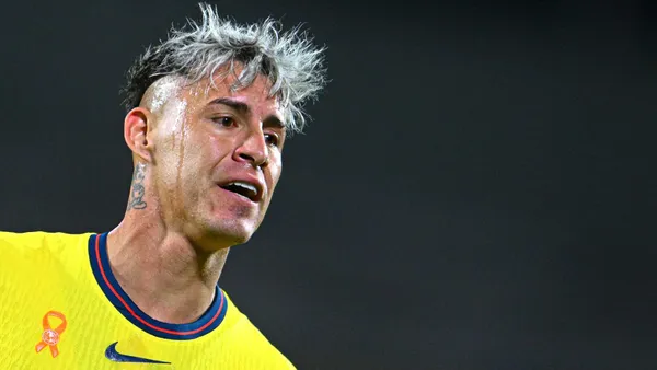 Cristian Calderón en el América (Foto: MEXSPORT)