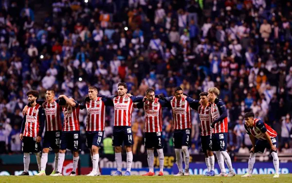 Cristian "Chicote" Calderón ha sido ofrecido a varios equipos, pero permanecerá en Chivas.