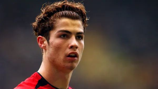 Cristiano Ronaldo es un hombre muy identificado con el Real Madrid, debido a que ganó numerosos títulos en dicha institución. Sin embargo, sorprendió mucho descubrir que estuvo a punto de firmar con el máximo rival del Merengue: el FC Barcelona.