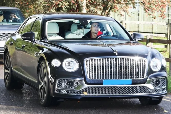 Cristiano Ronaldo siempre ha deslumbrado con sus autos, y tras su llegada a Manchester el crack luso lo hizo de nuevo.