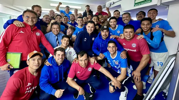 Cruz Azul después de partido en Apertura 2024. | Foto: X oficial de @CruzAzul