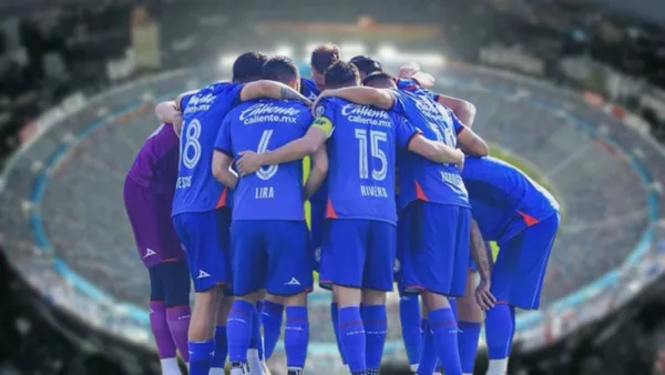Cruz Azul en team back en la J12