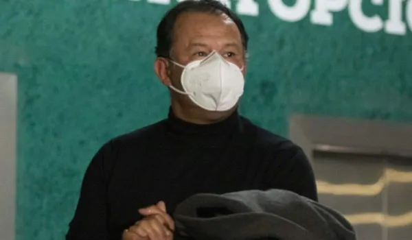 Cruz Azul no pudo sacar una victoria en el debut de Juan Reynoso y esta insólita excusa puso el nuevo DT de la Máquina.