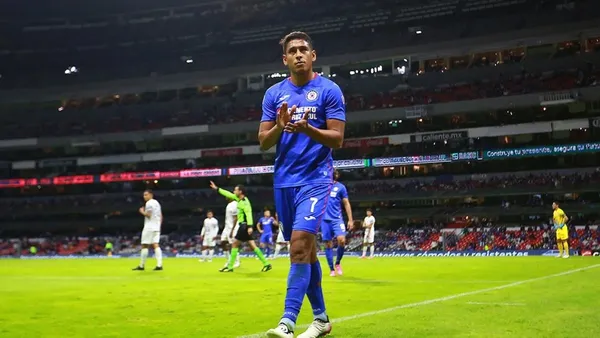 Cruz Azul tiene una gran preocupación y es la de mantener un buen equipo para competir por todos los frentes que estén disponibles en esta temporada. Pero Luis Romo, una pieza clave, podría irse a un equipo de España. Descubre qué equipo lo está buscando.