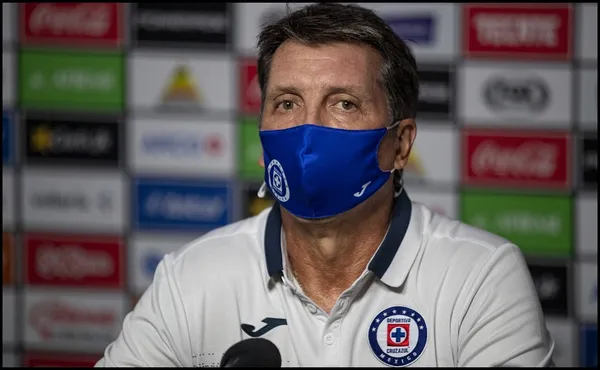 Cruz Azul ya analiza su nueva plantilla para el Clausura 2021 y tan solo 5 millones de dólares los separan de su nuevo fichaje.