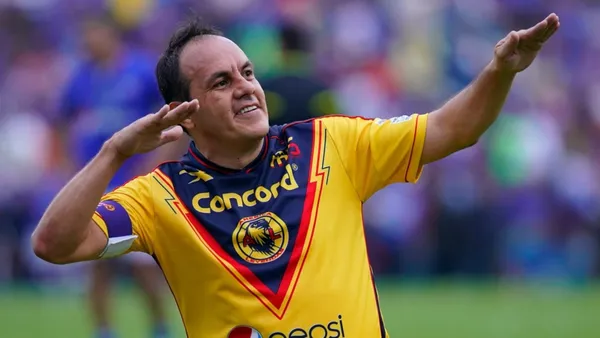 Cuauhtémoc Blanco festejando gol con el equipo Club de Fútbol América (Foto: Bolavip)