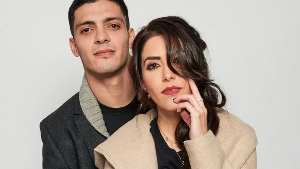 Daniela Basso, pareja de Raúl Jiménez, arremetió contra Jonathan Moss, árbitro que expulsó a su esposo y marcó el penal que le dio el triunfo al City.