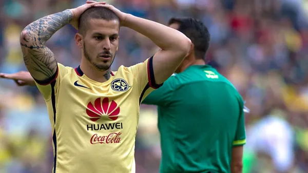 Darío Benedetto en su etapa con el América