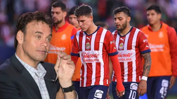 David Faitelson y jugadores de Chivas (Foto: MEXSPORT)