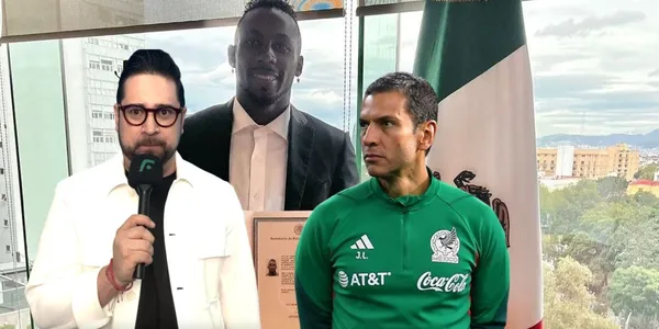 De acuerdo con el periodista Juan Carlos Zúñiga, Lozano habría reaccionado tras la naturalización de Julián Quiñones