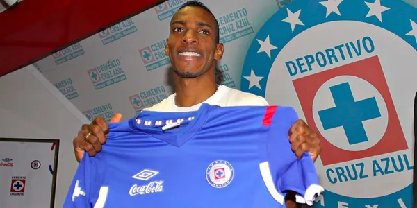 De poner el orden en la defensa de Cruz Azul, así se gana ahora la vida Amaranto Perea