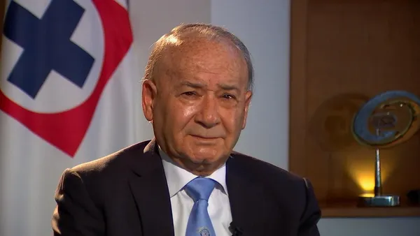 Después de que Guillermo Álvarez dejó a la máquina, Víctor Manuel Velázquez tomó su lugar, y bajo su mandato ha borrado todo rastró que dejó.