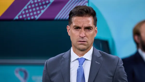 Diego Alonso durante su etapa como DT de Uruguay (Foto: MEXSPORT)