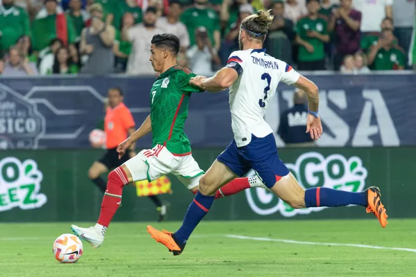 Diego Cocca dirige su primer Clásico de la Concacaf.