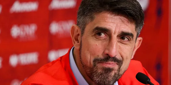 Diego Cocca volvió a ver un partido de Chivas, esta vez ante Pumas y Veljko Paunovic reaccionó en conferencia de prensa