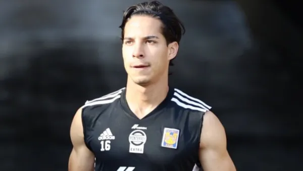 Diego Laínez Foto: Record